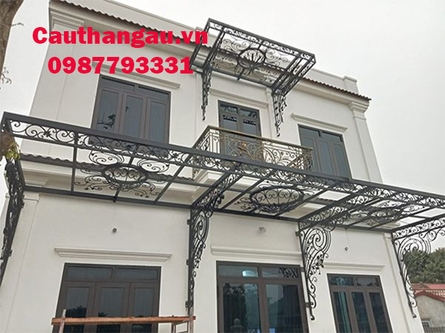 Mái che sắt nghệ thuật kính cường lực tại hà nội Mái che sắt nghệ thuật kính cường lực tại hà nội